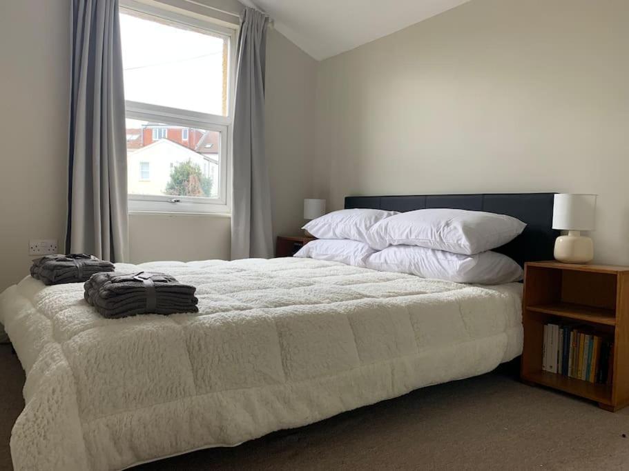 Central 2 Bed Flat. Free Parking Bristol Exterior foto